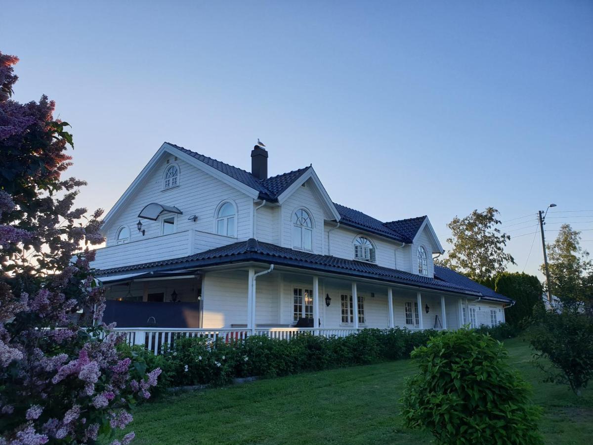 Beach Front Villa In Tonsberg Norway Only July 20-25 Exterior foto