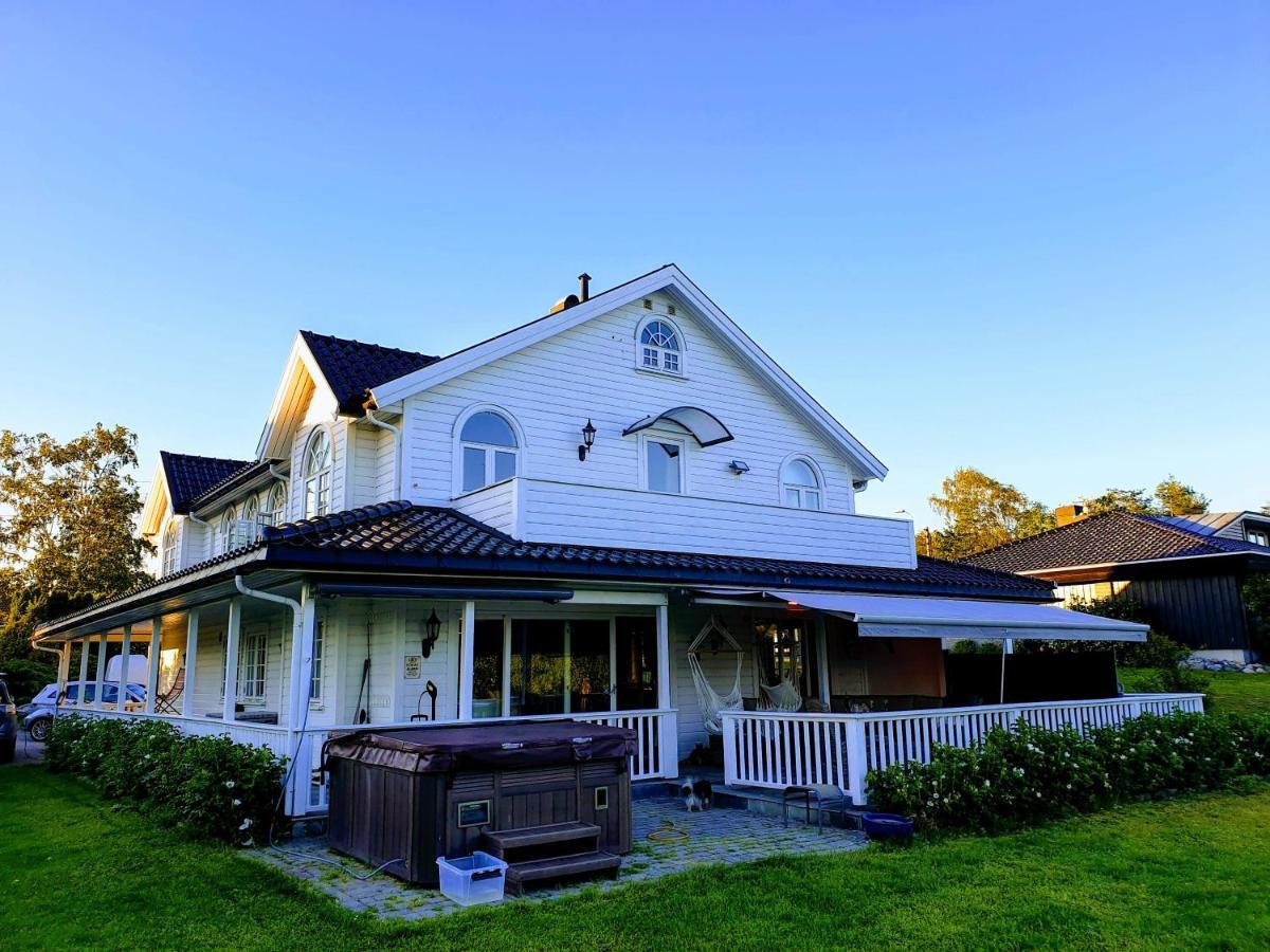 Beach Front Villa In Tonsberg Norway Only July 20-25 Exterior foto